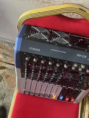 Yamaha Kv60 Powered Mixer