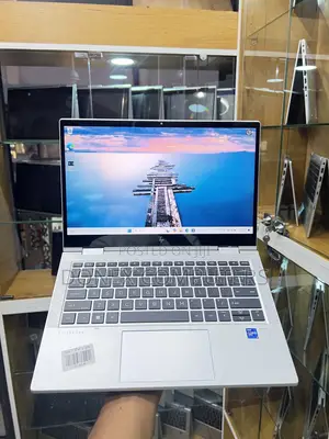 Laptop HP EliteBook 830 G8 32GB Intel Core i7 SSD 512GB
