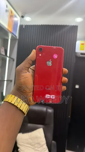 New Apple iPhone XR 128 GB Red