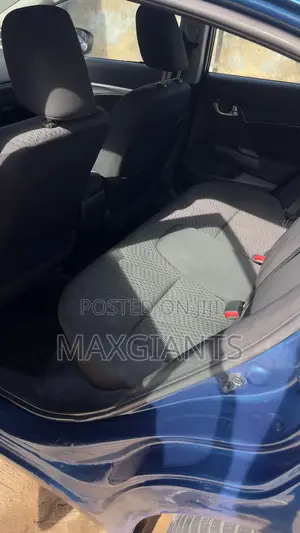 Honda Civic EX 2dr Coupe (1.8L 4cyl 5M) 2015 Blue
