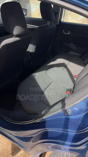 Honda Civic EX 2dr Coupe (1.8L 4cyl 5M) 2015 Blue