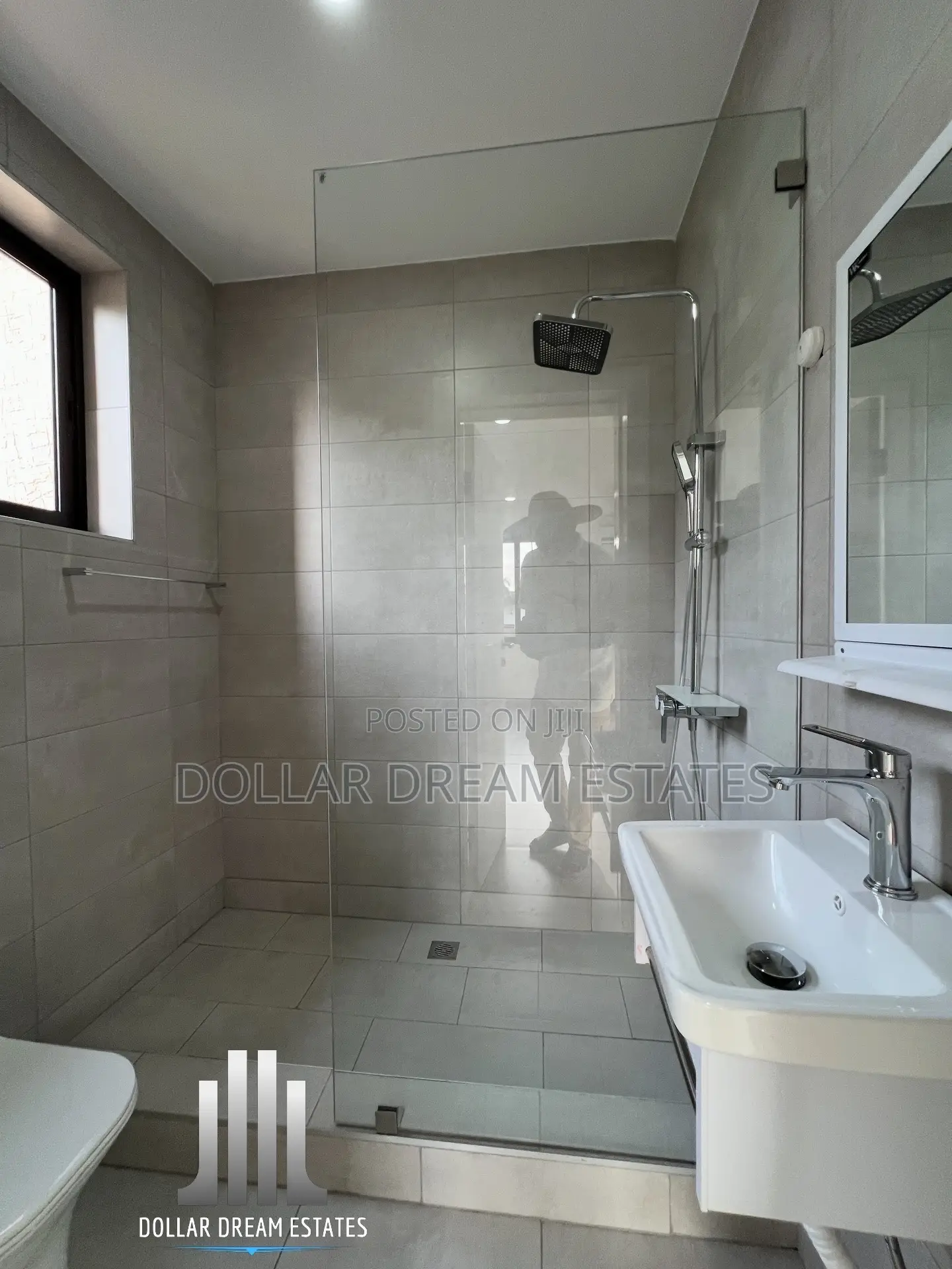 2bdrm Apartment in East Legon for rent