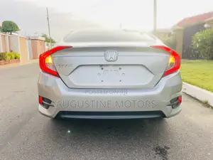 Honda Civic LX Sedan 2019 Silver