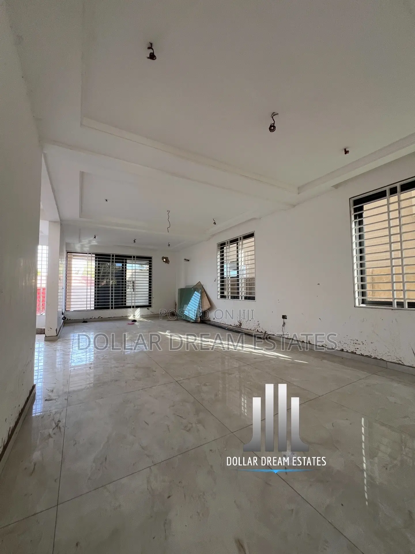 4bdrm House in East Legon for sale