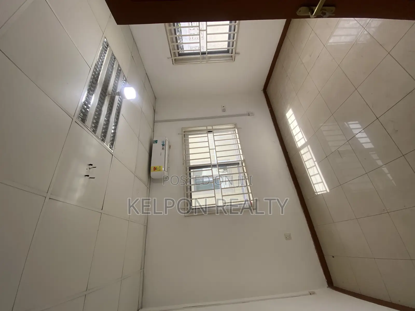3bdrm House in Dzorwulu for rent