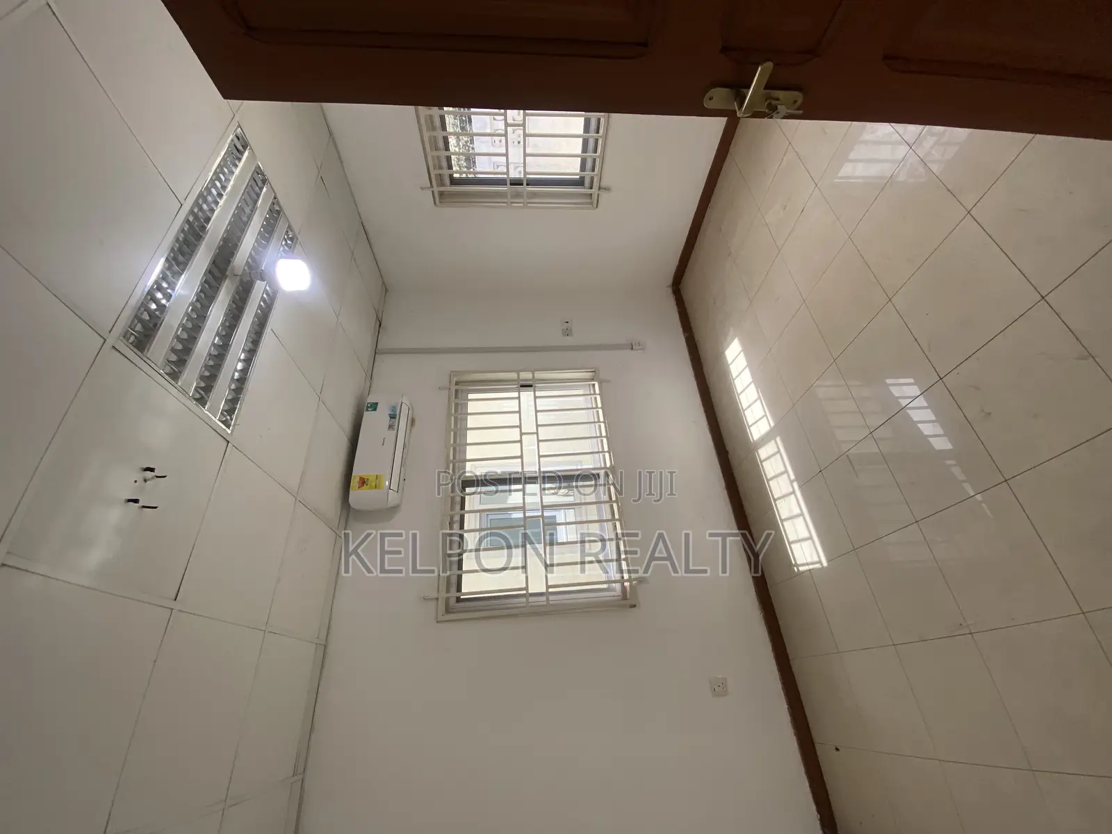 3bdrm House in Dzorwulu for rent