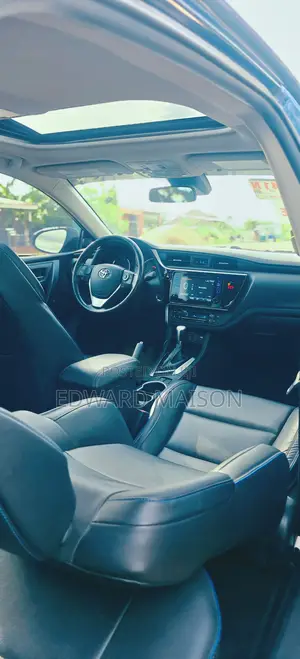 Toyota Corolla 2018 Blue