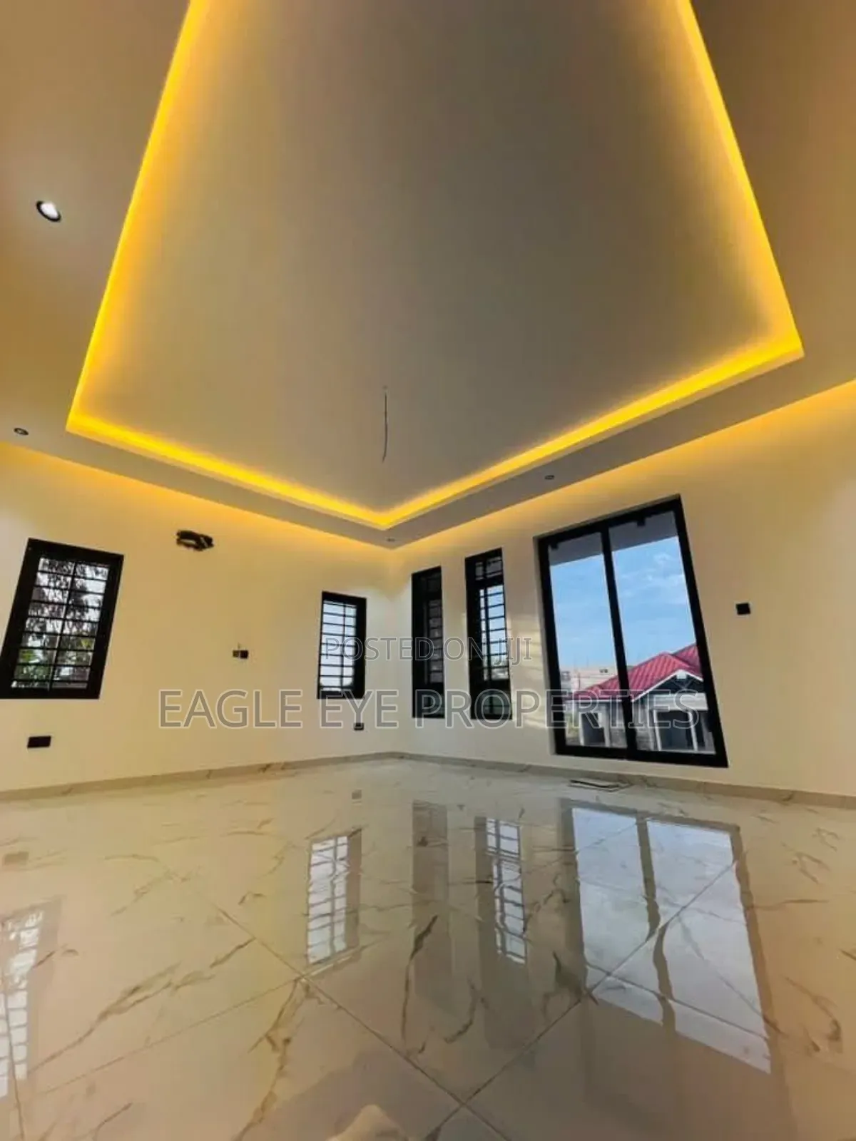 3bdrm House in School Junction for sale