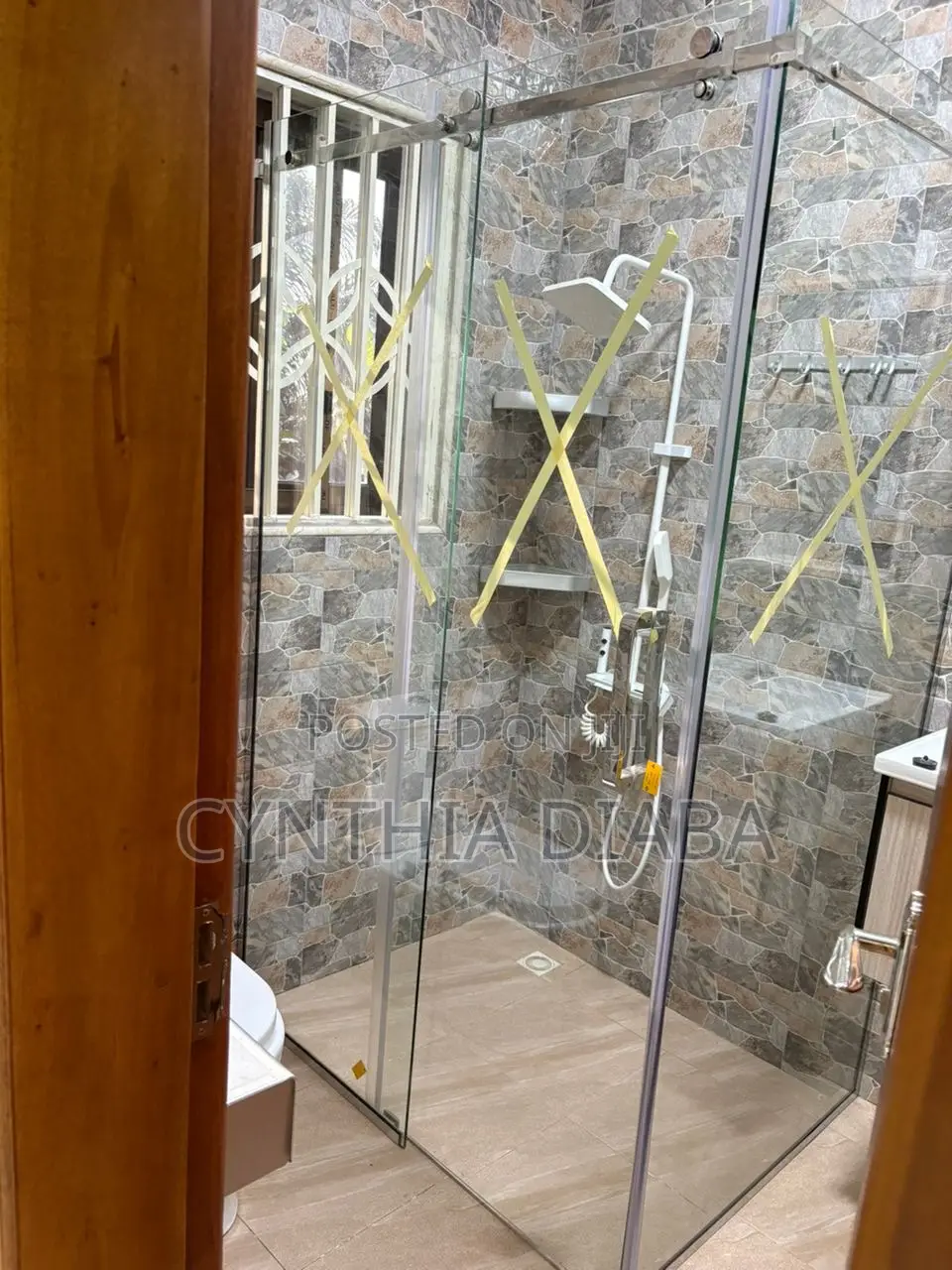 4bdrm Apartment in Divine Grace Estate, Agape for rent