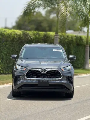 Toyota Highlander LE AWD 2020 Gray