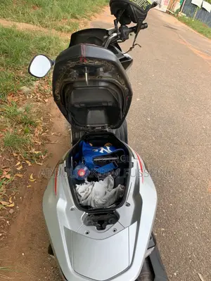 Honda 2021 Black