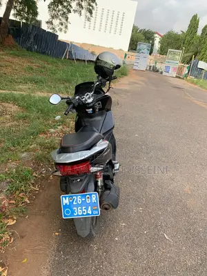 Honda 2021 Black
