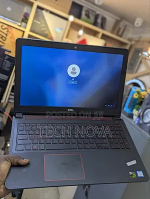 Laptop Dell Inspiron 15 5000 16GB Intel Core i7 HDD+SSD 128GB
