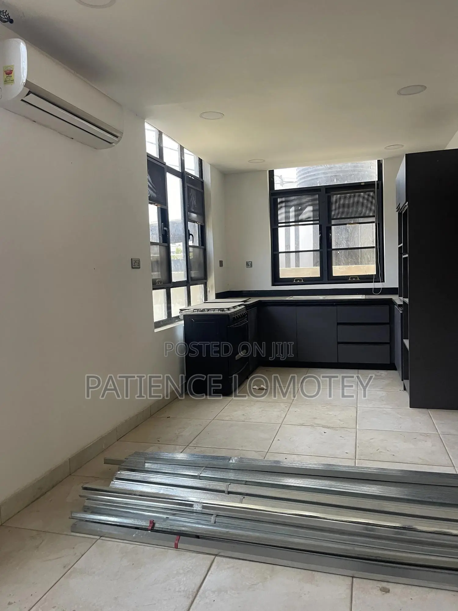 4bdrm Townhouse/Terrace in Airport Residential Area for sale