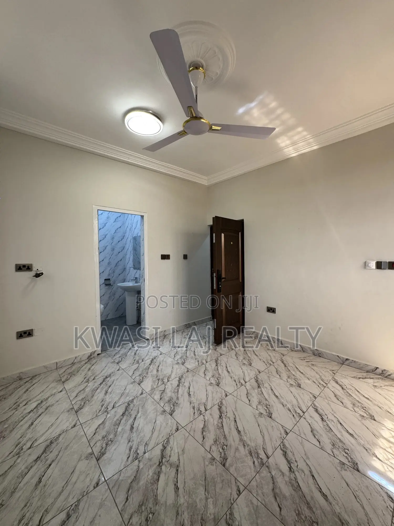 2bdrm Apartment in Blockfactory, Weija for rent