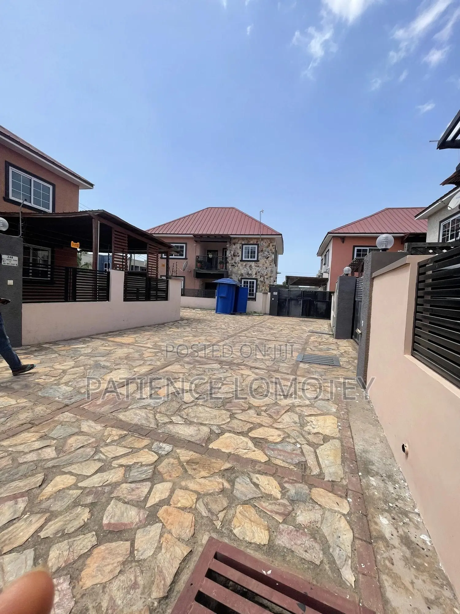 3bdrm House in Airport Residential Area for rent