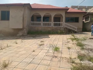 4bdrm House in Sam Properties, Mallam for rent