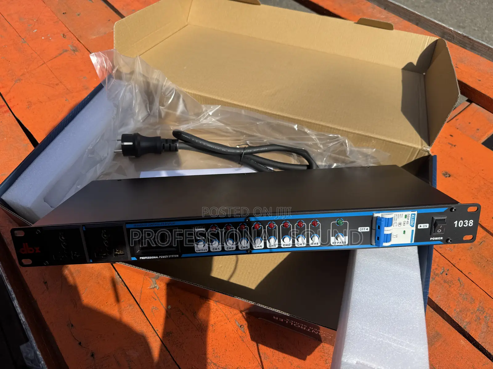 DBX 10-Channel Power Sequence Controller With Breaker