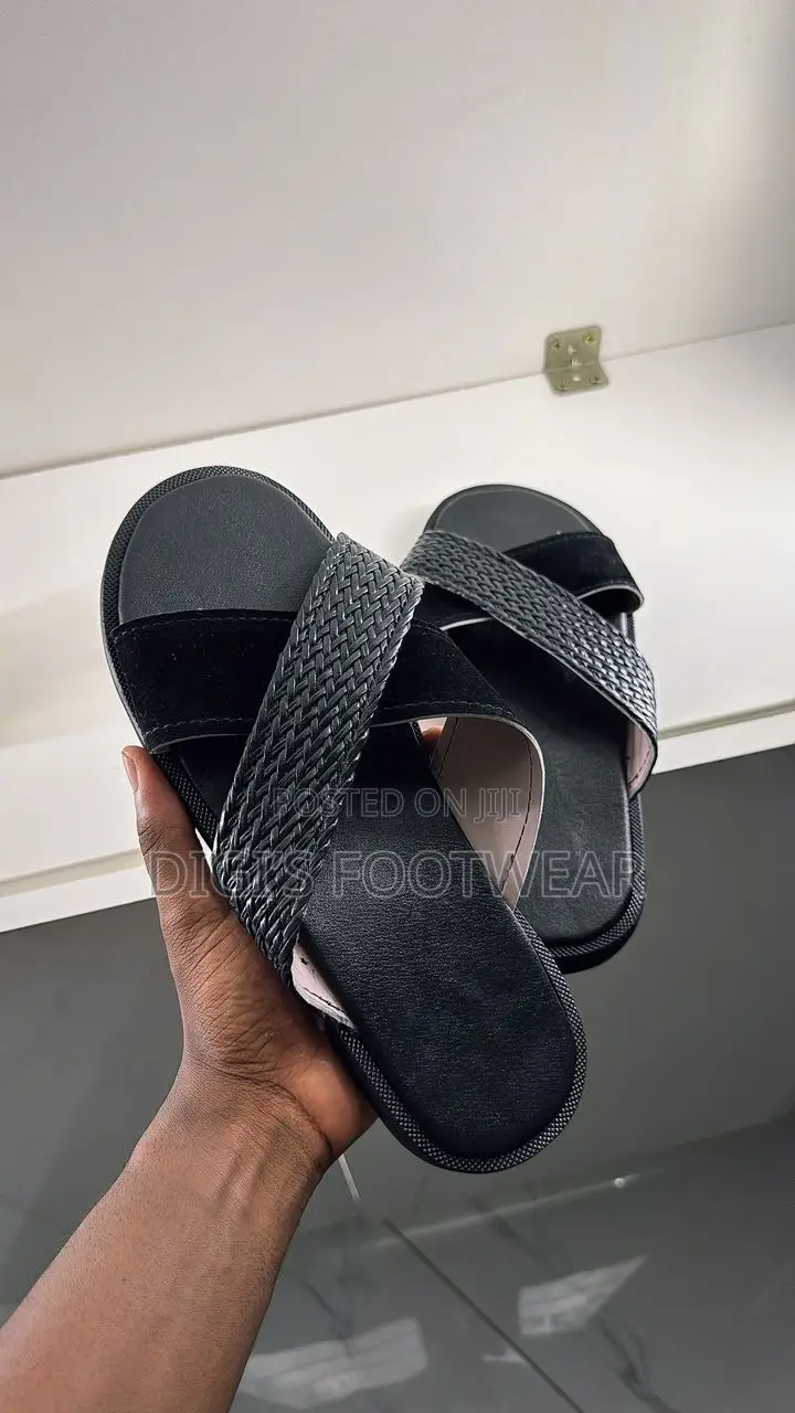 Black Half Suede Half Mat Slippers