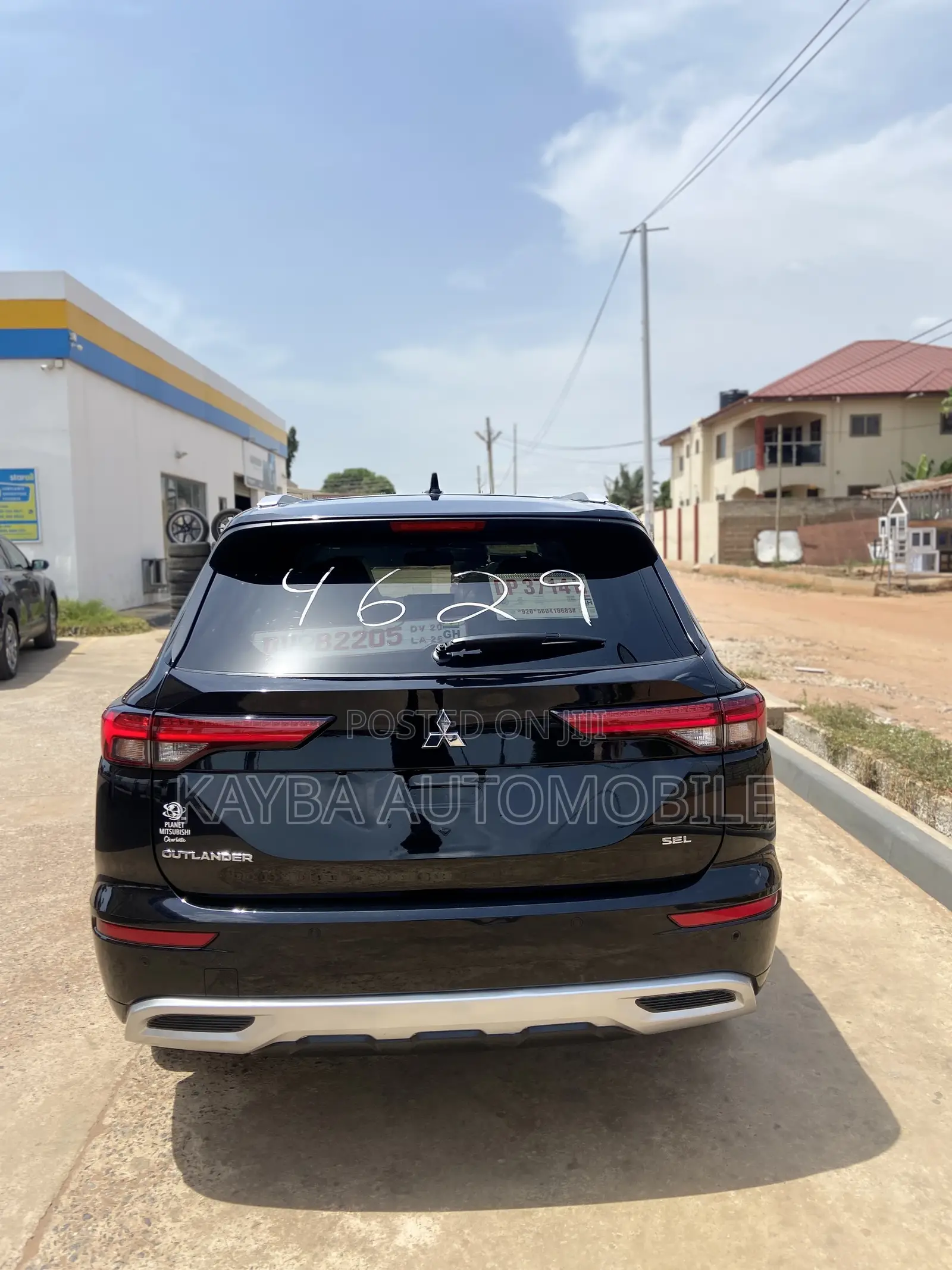 Mitsubishi Outlander 2023 Black
