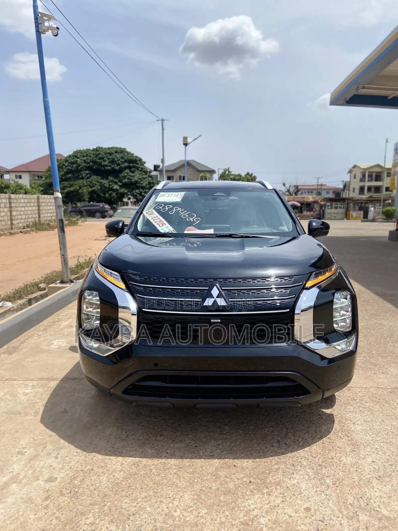 Mitsubishi Outlander 2023 Black