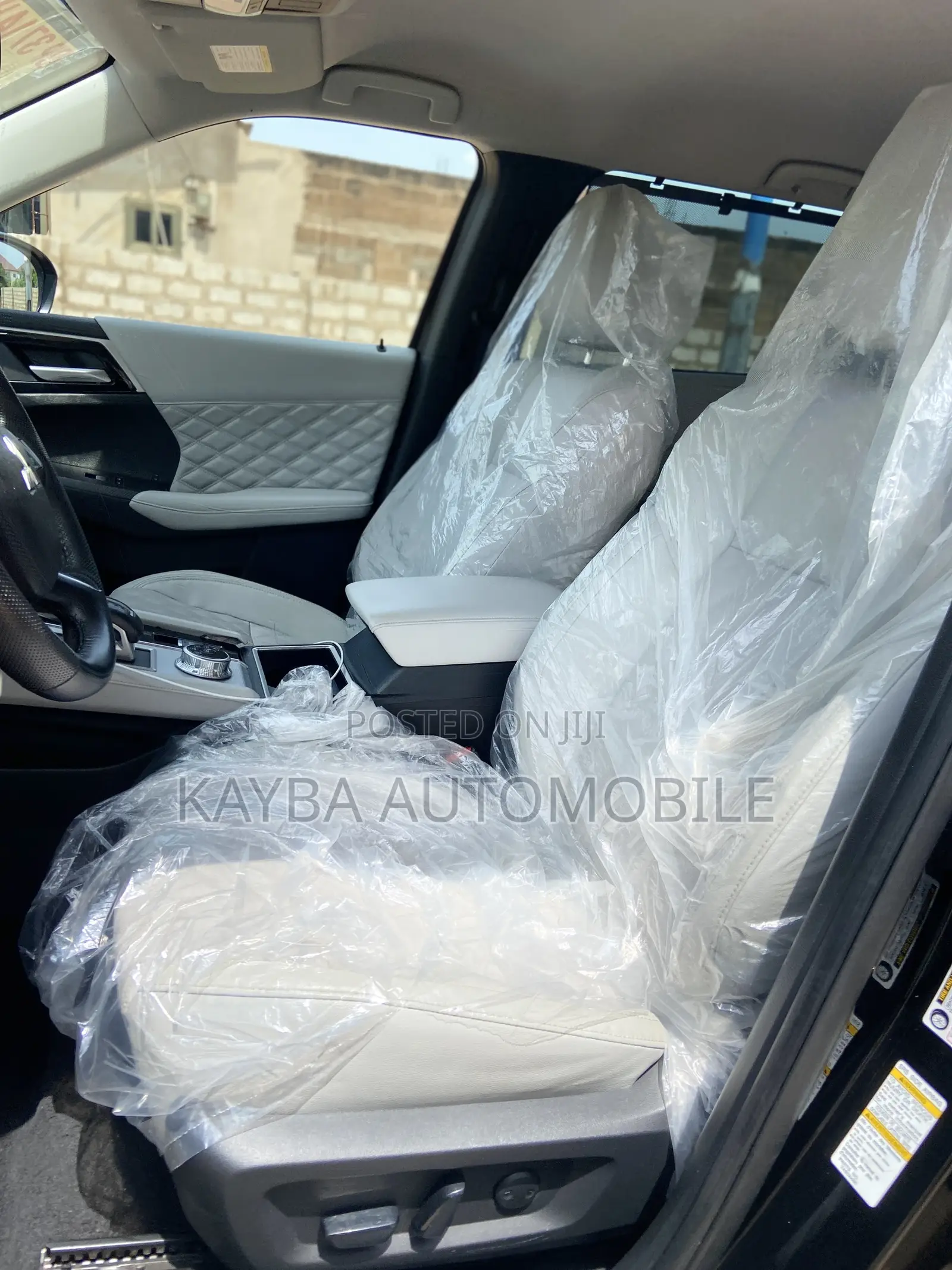 Mitsubishi Outlander 2023 Black