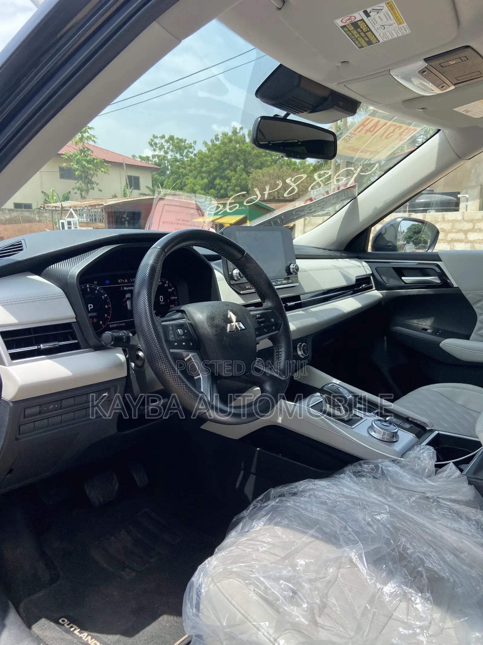 Mitsubishi Outlander 2023 Black