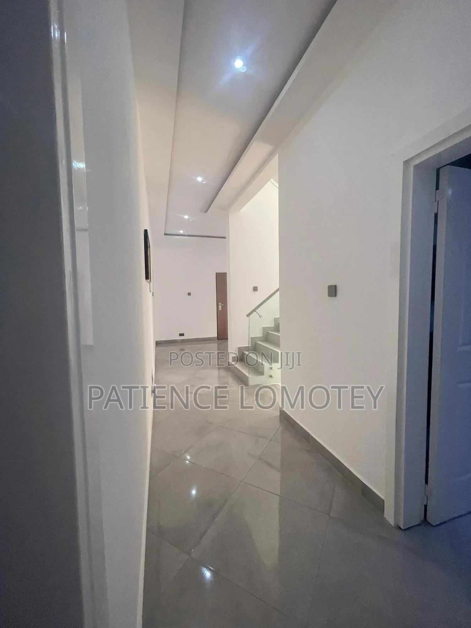 Furnished 5bdrm Townhouse / Terrace in Airport Residential Area