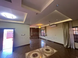 3bdrm House in Bush Road Estate, Accra Metropolitan for rent
