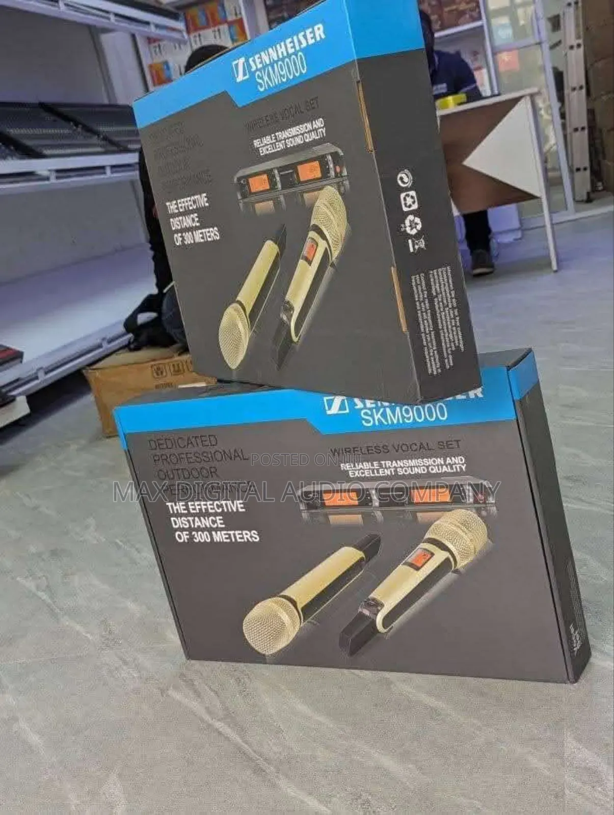 SKM 9000 Professional Wireless Fm Microphone