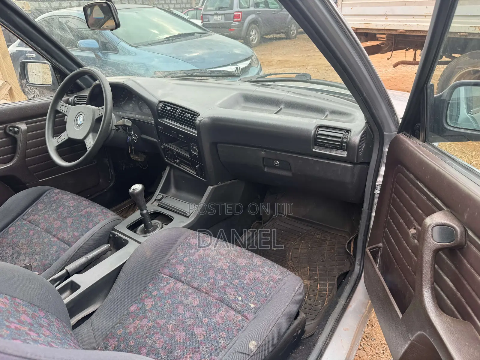 BMW 325i 1990 Silver