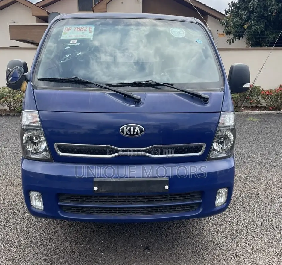 Kia Bongo 2018 Blue