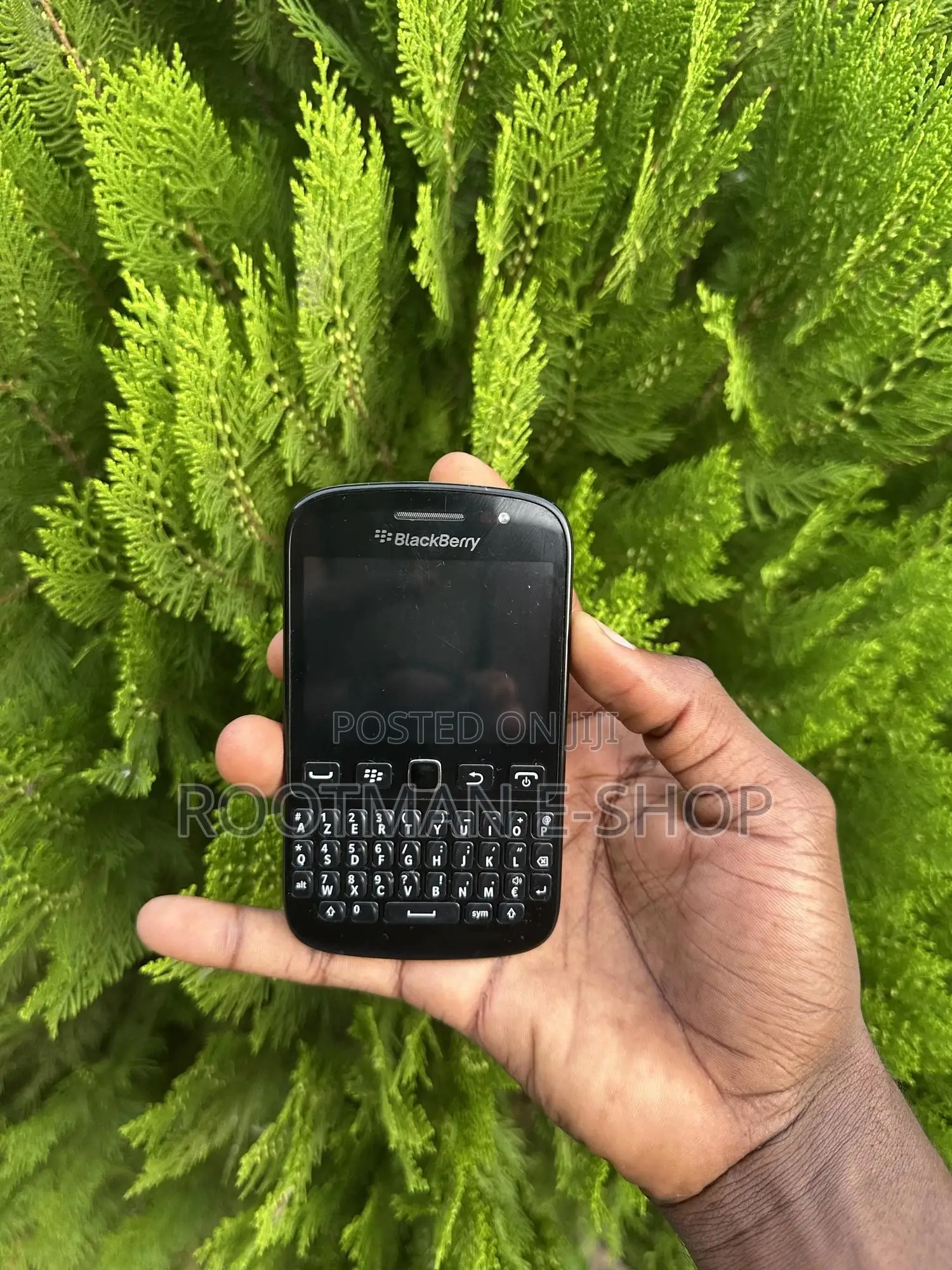 BlackBerry 9720 Black