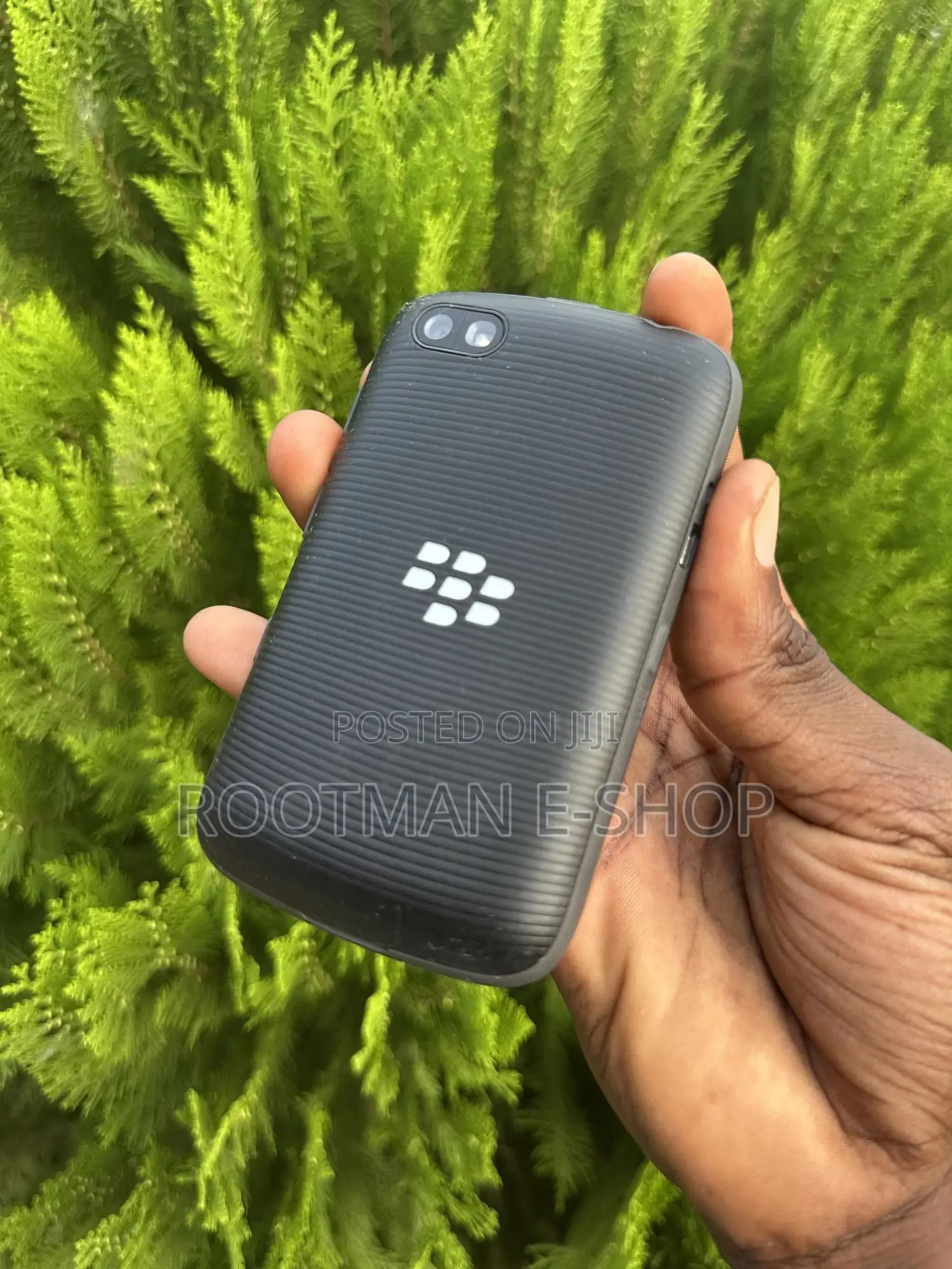 BlackBerry 9720 Black