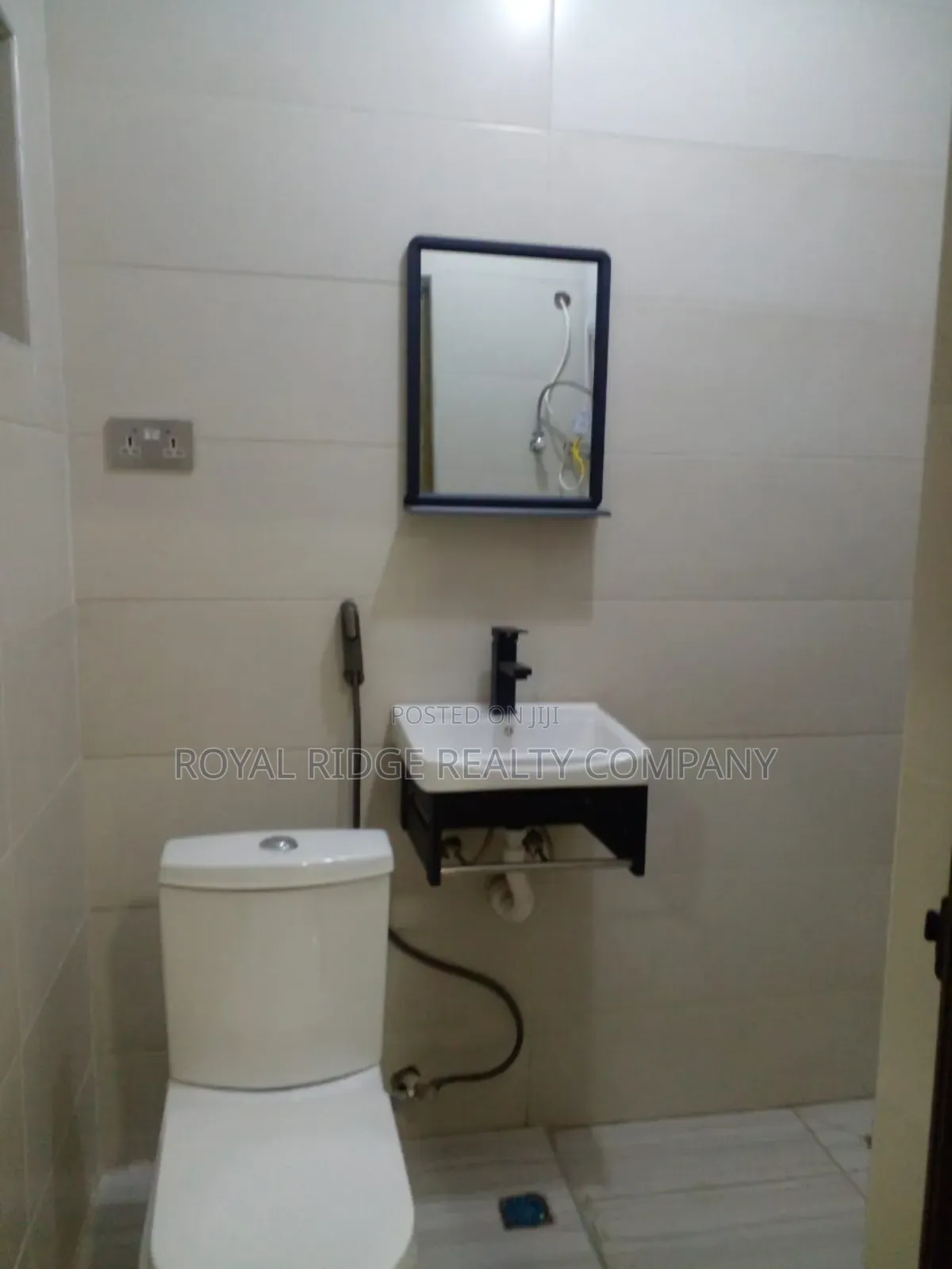 2bdrm Apartment in Spintex, Accra Metropolitan for rent