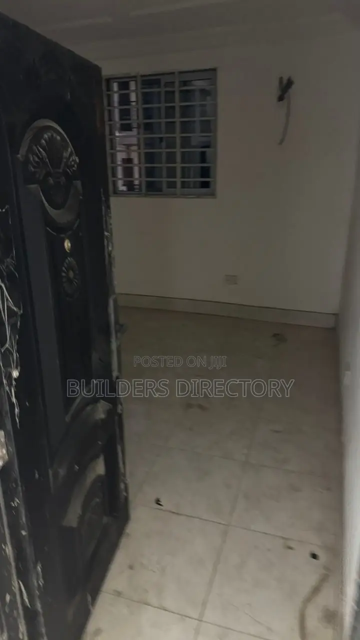 2bdrm Apartment in Two Bedroom, Baatsona Total for rent