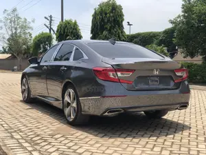 Honda Accord 2019