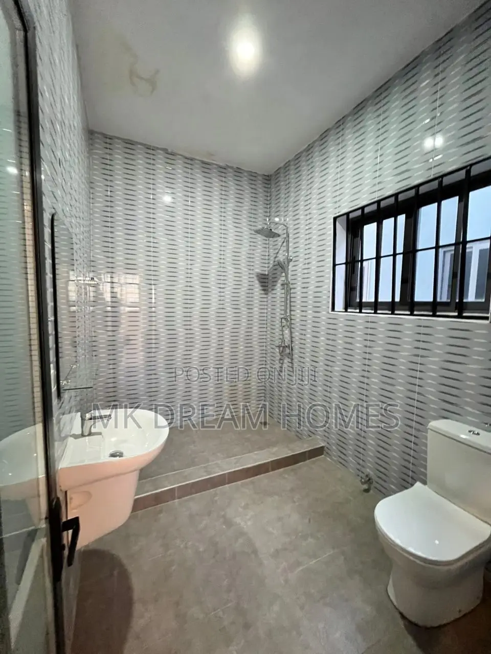 4bdrm House in New Legon for sale