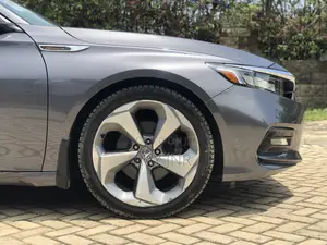 Honda Accord 2019