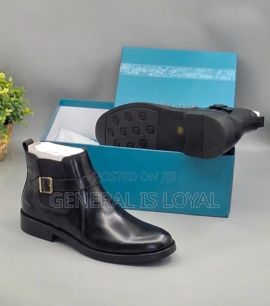 Steve Riot Black Leather Men’S Boot With Elastic and Buckle