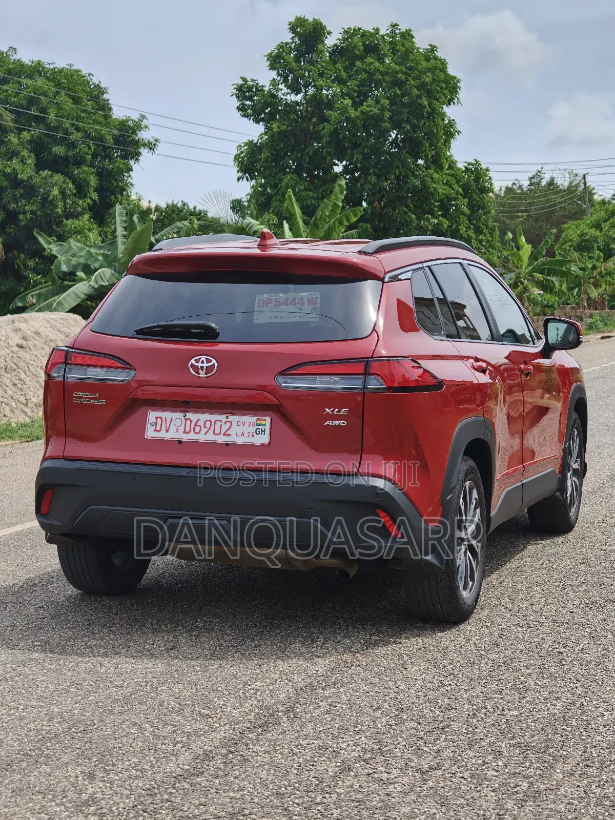 Toyota Corolla Cross XLE AWD 2023 Red