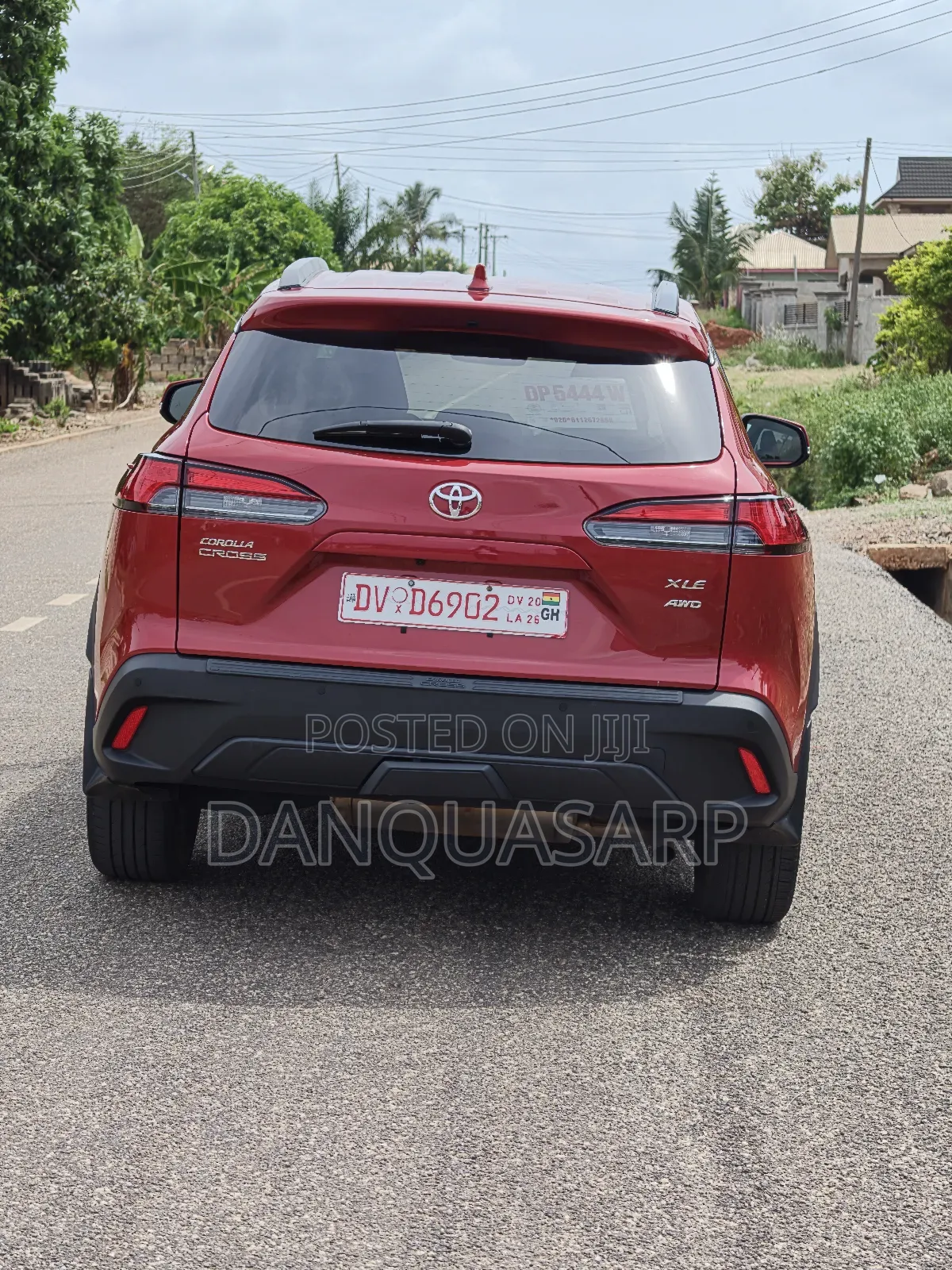 Toyota Corolla Cross XLE AWD 2023 Red