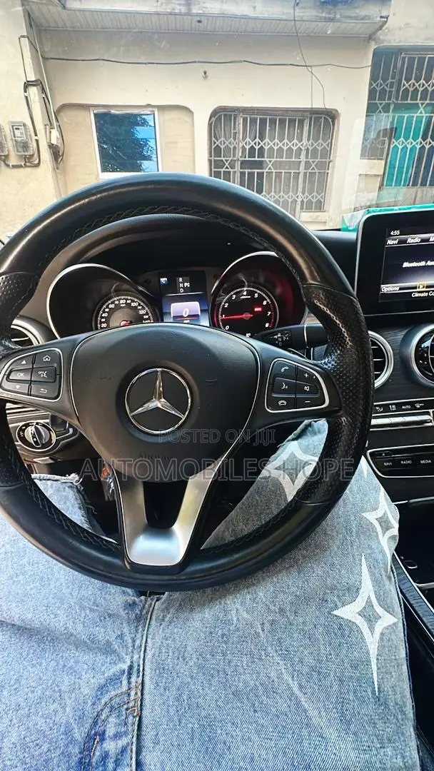 Mercedes-Benz C300 2017 Black