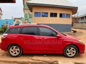 Toyota Matrix Hatchback FWD (1.8L 4cyl 5M) 2010 Red