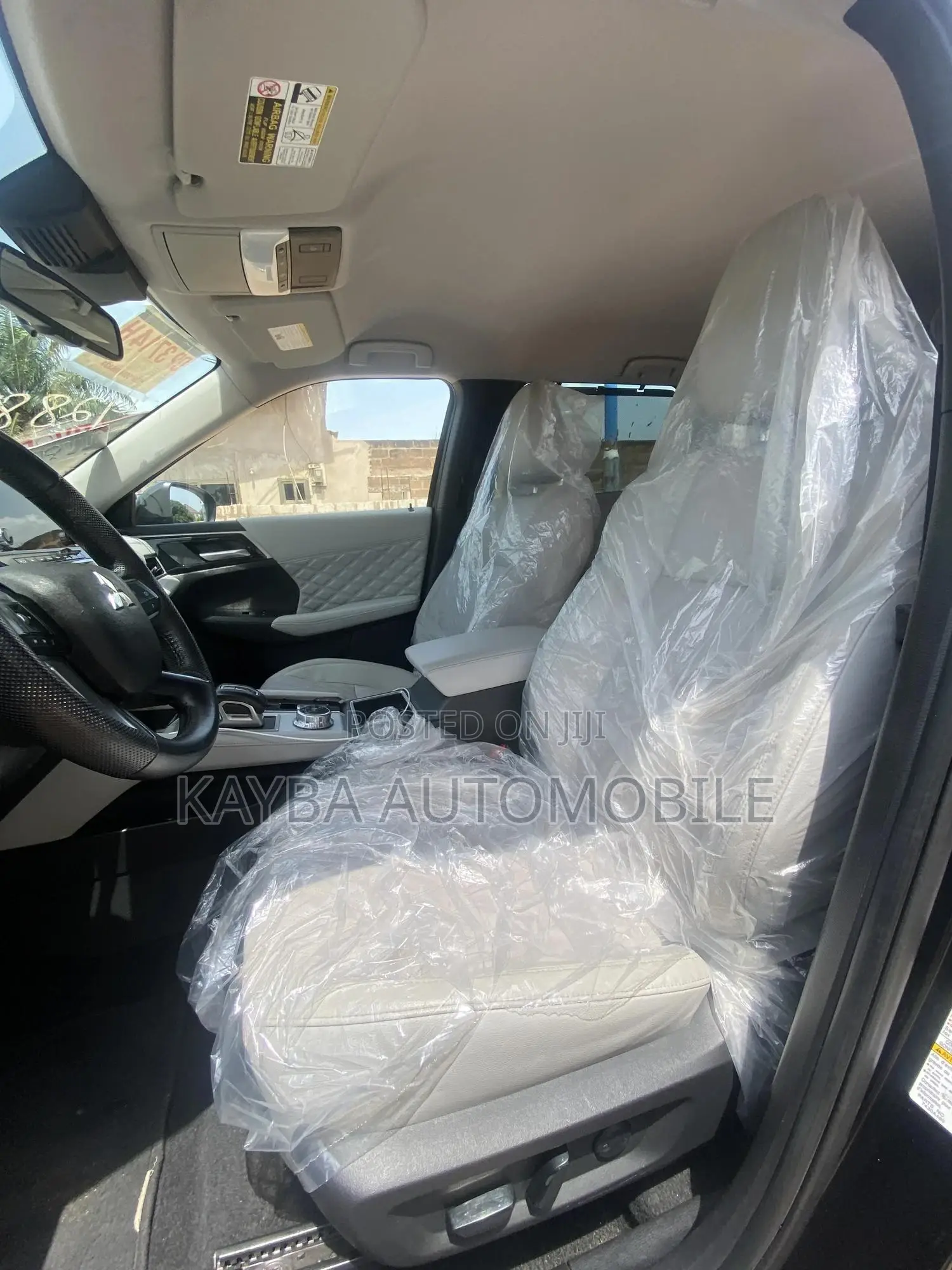 Mitsubishi Outlander 2023 Black