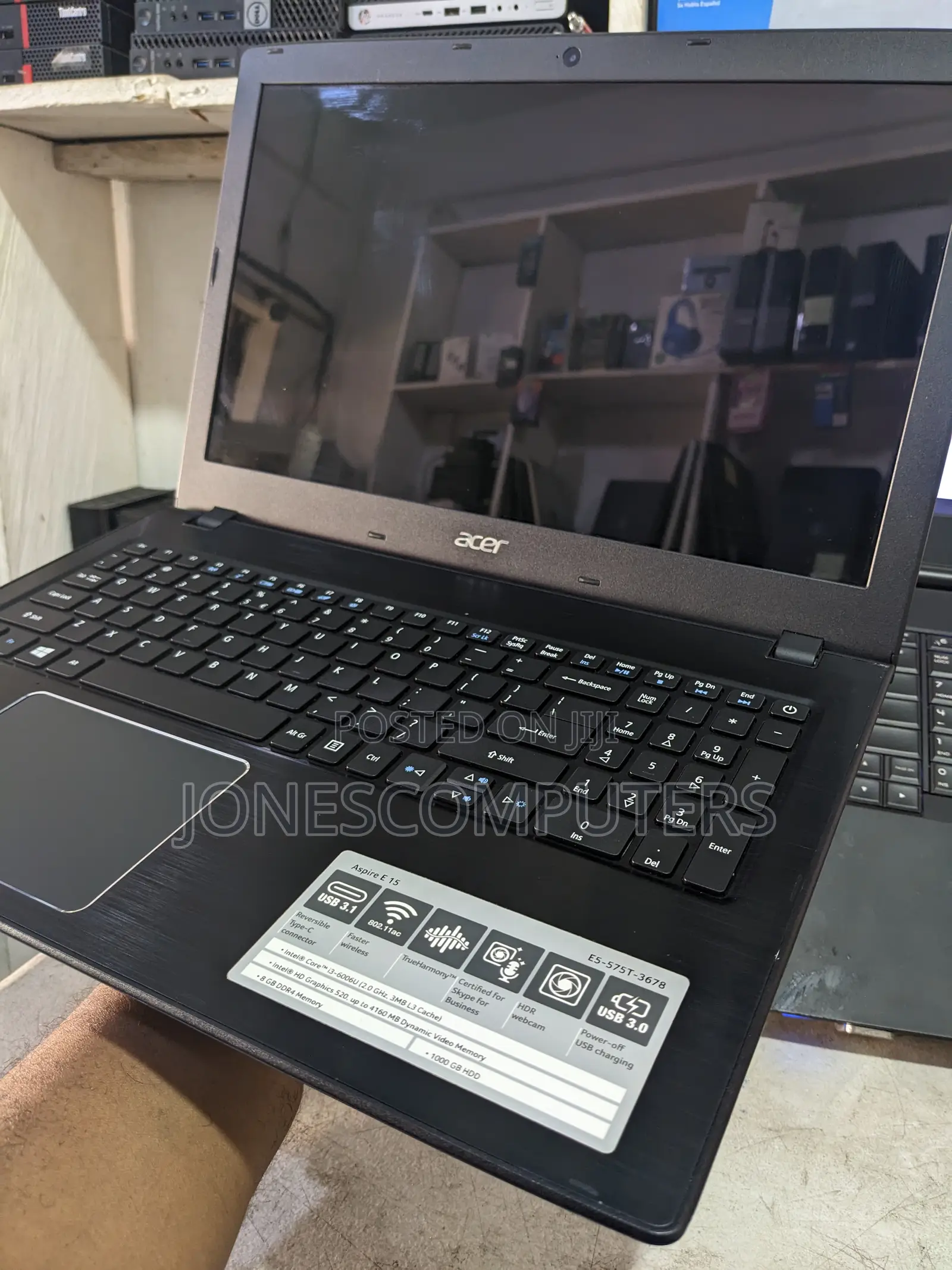 Laptop Acer Aspire E5-575T 8GB Intel Core i3 HDD 1T