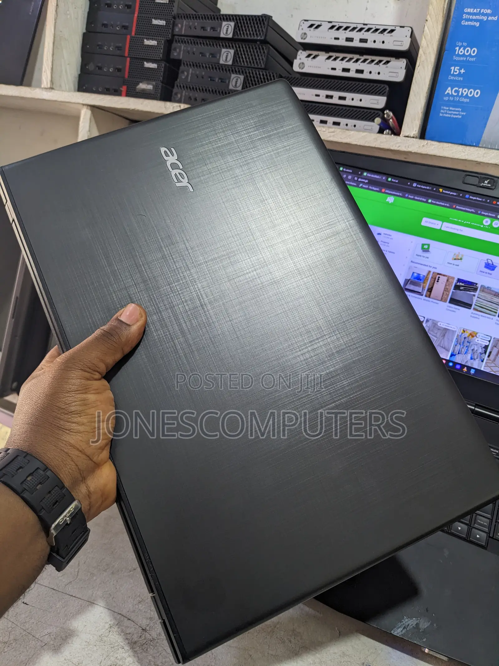 Laptop Acer Aspire E5-575T 8GB Intel Core i3 HDD 1T
