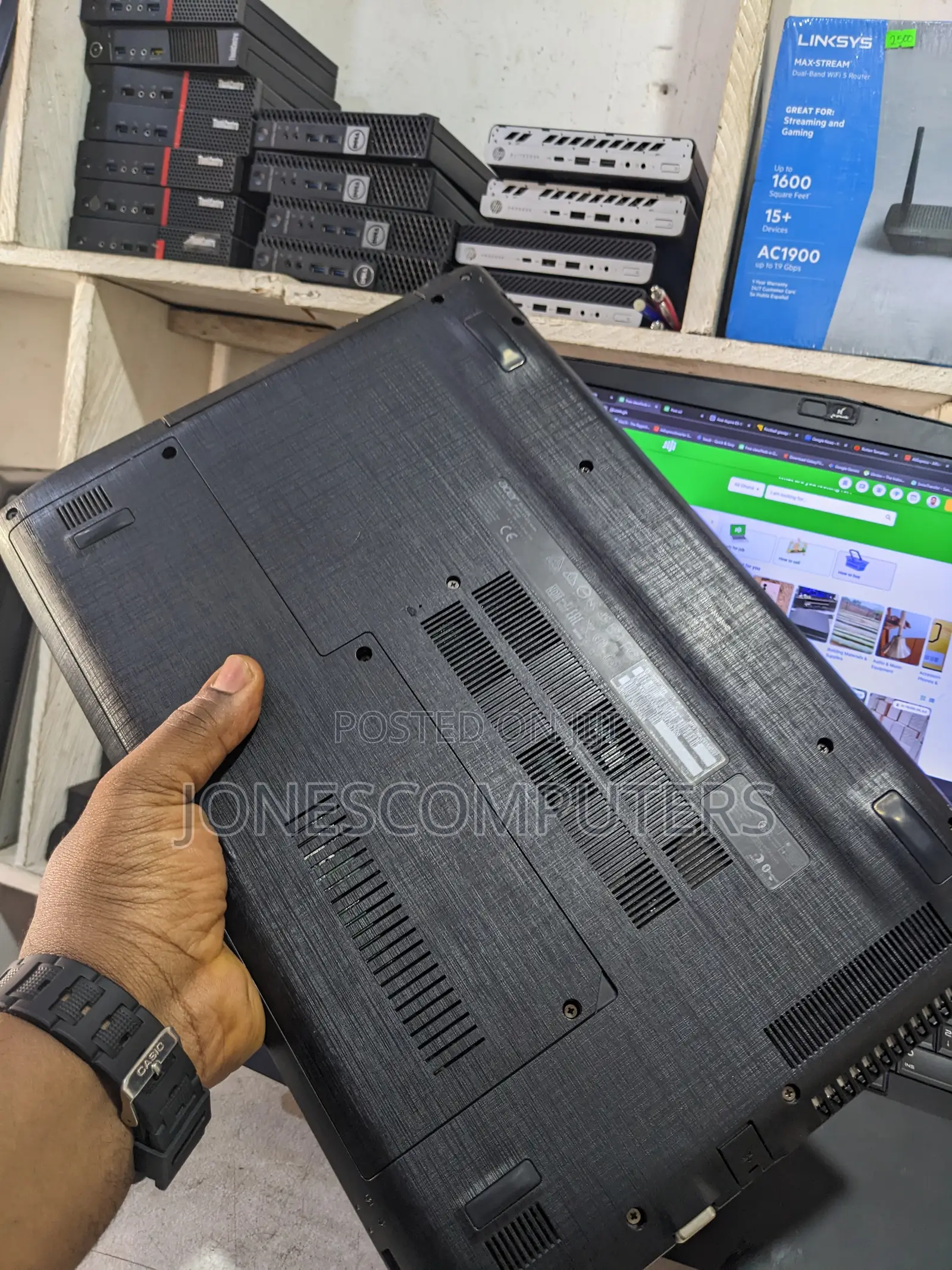 Laptop Acer Aspire E5-575T 8GB Intel Core i3 HDD 1T