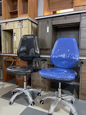 Mid-Back Swivel Office Chairs
