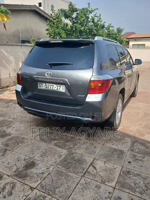 Toyota Highlander Limited 2010 Gray